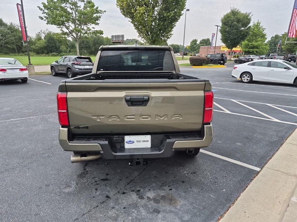Toyota Tacoma 4WD TRD Off Road Double Cab 5' Bed AT (Natl) 2026