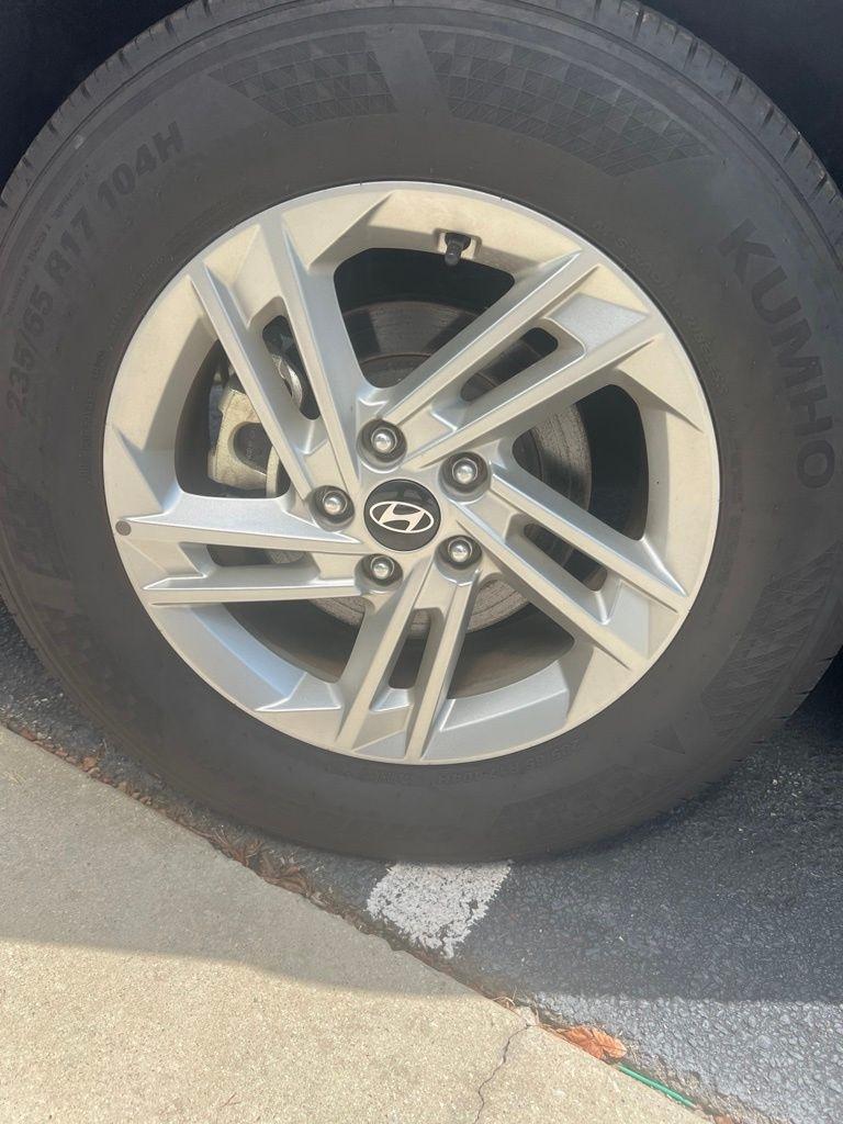 Hyundai Tucson SE FWD 2025
