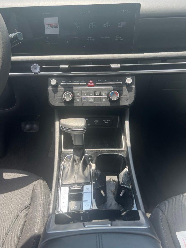 Hyundai Tucson SE FWD 2025