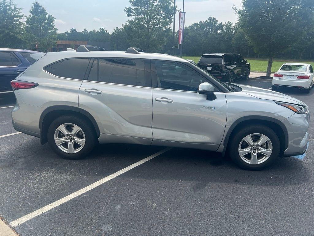 Toyota Highlander Hybrid LE AWD (Natl) 2020