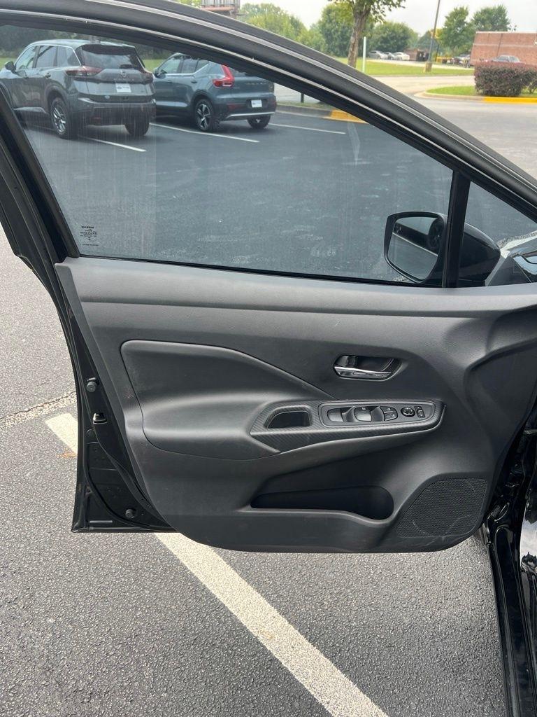 Nissan Versa SV CVT 2023