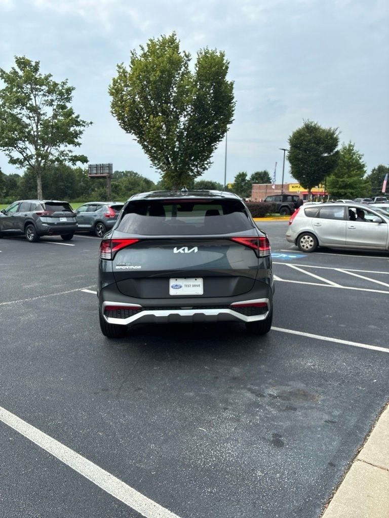 Kia Sportage EX FWD 2025