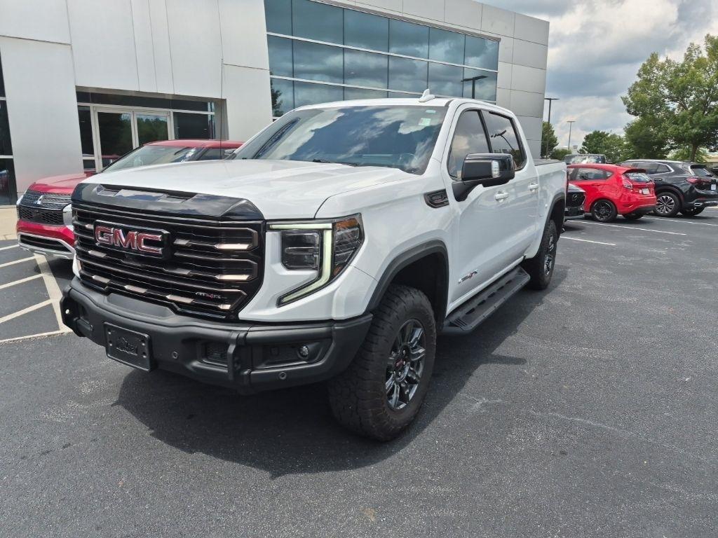 GMC Sierra 1500 4WD Crew Cab 147" AT4X 2024