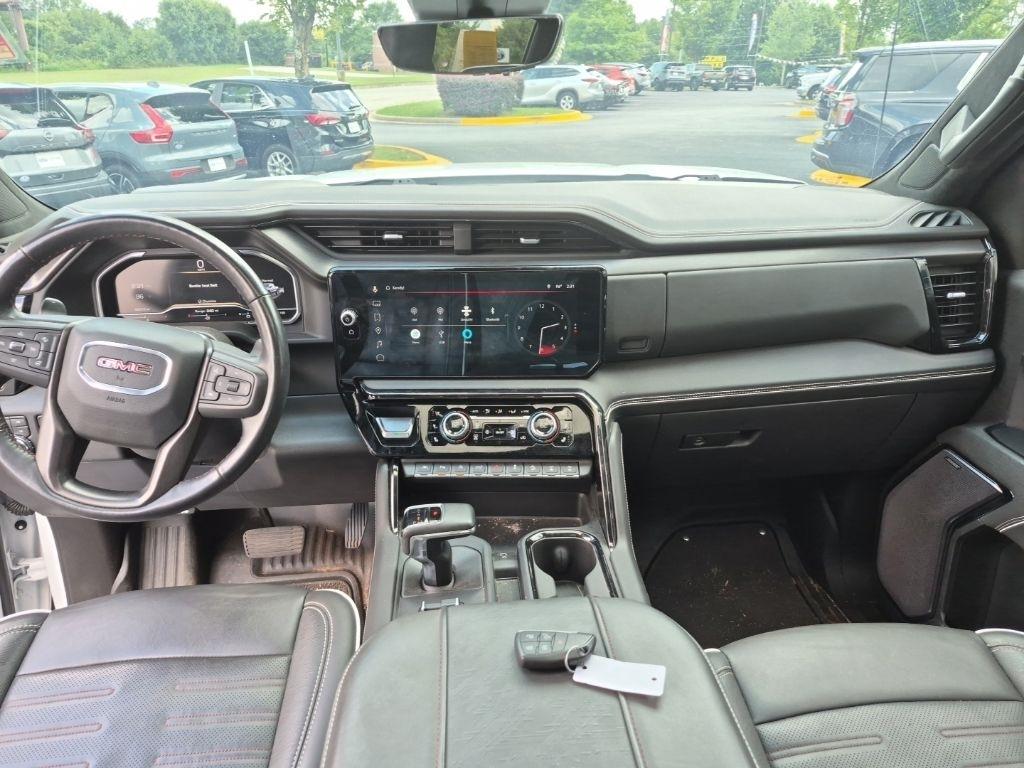 GMC Sierra 1500 4WD Crew Cab 147" AT4X 2024