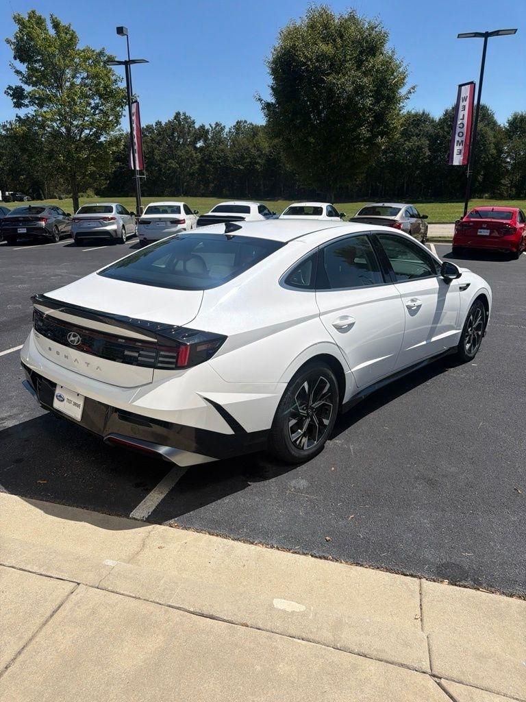 Hyundai Sonata SEL 2.5L FWD 2024