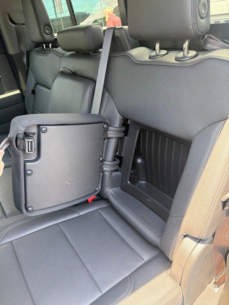 Chevrolet Silverado 1500 2WD Crew Cab 147" RST 2024