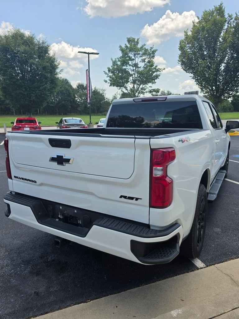 Chevrolet Silverado 1500 4WD Crew Cab 147" RST 2024