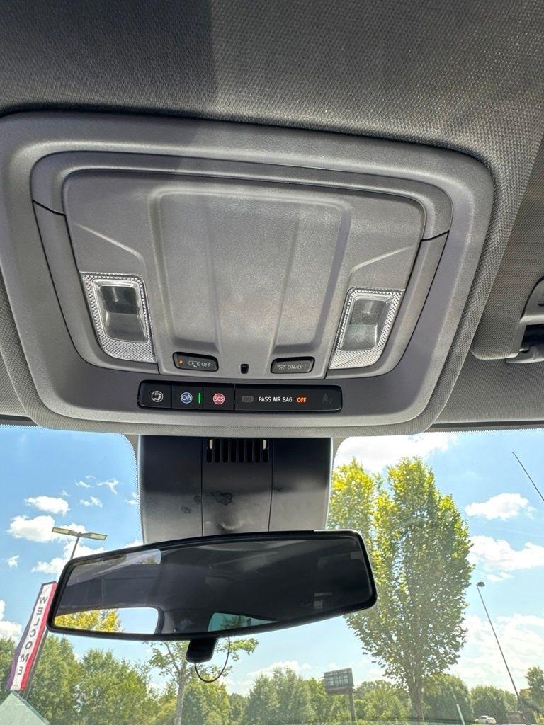 Chevrolet Silverado 1500 4WD Crew Cab 147" RST 2022
