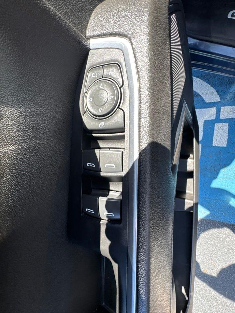 Chevrolet Silverado 1500 4WD Crew Cab 147" RST 2022
