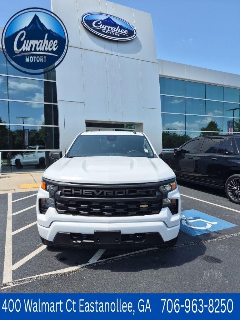 Chevrolet Silverado 1500 4WD Crew Cab 147" Custom 2023