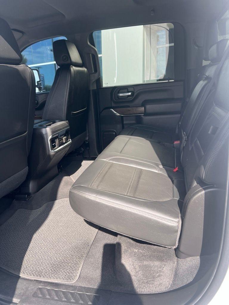 GMC Sierra 2500HD 4WD Crew Cab 159" Denali 2022