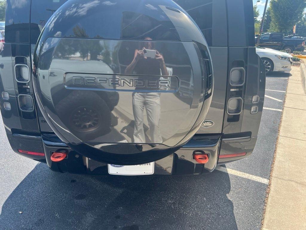 Land Rover Defender 130 X AWD 2023