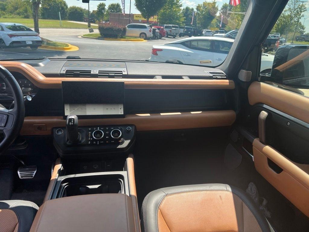 Land Rover Defender 130 X AWD 2023