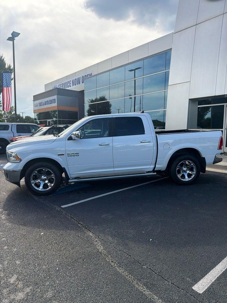 RAM 1500 Laramie 4x4 Crew Cab 5'7" Box 2018