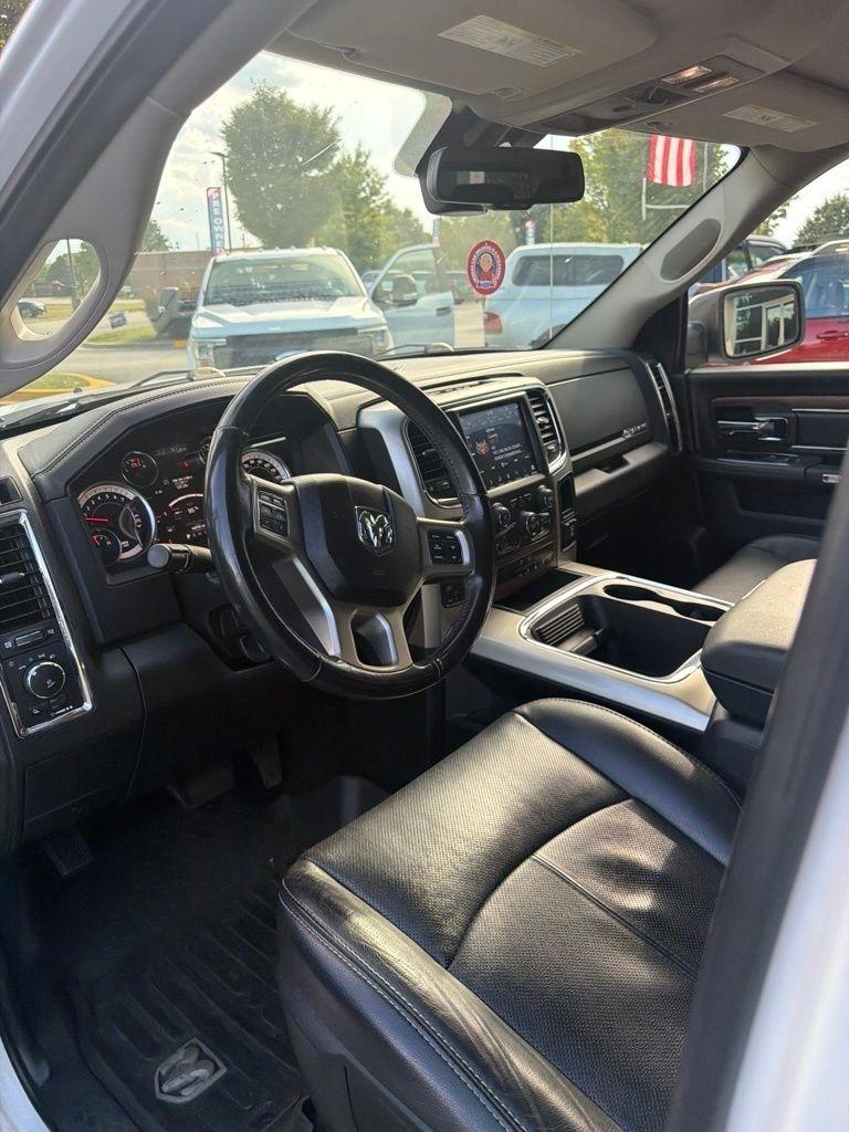 RAM 1500 Laramie 4x4 Crew Cab 5'7" Box 2018