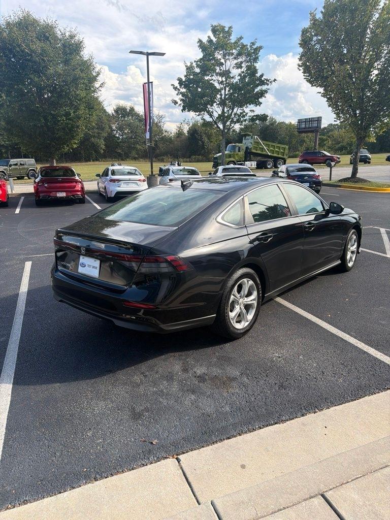 Honda Accord Sedan LX CVT 2024