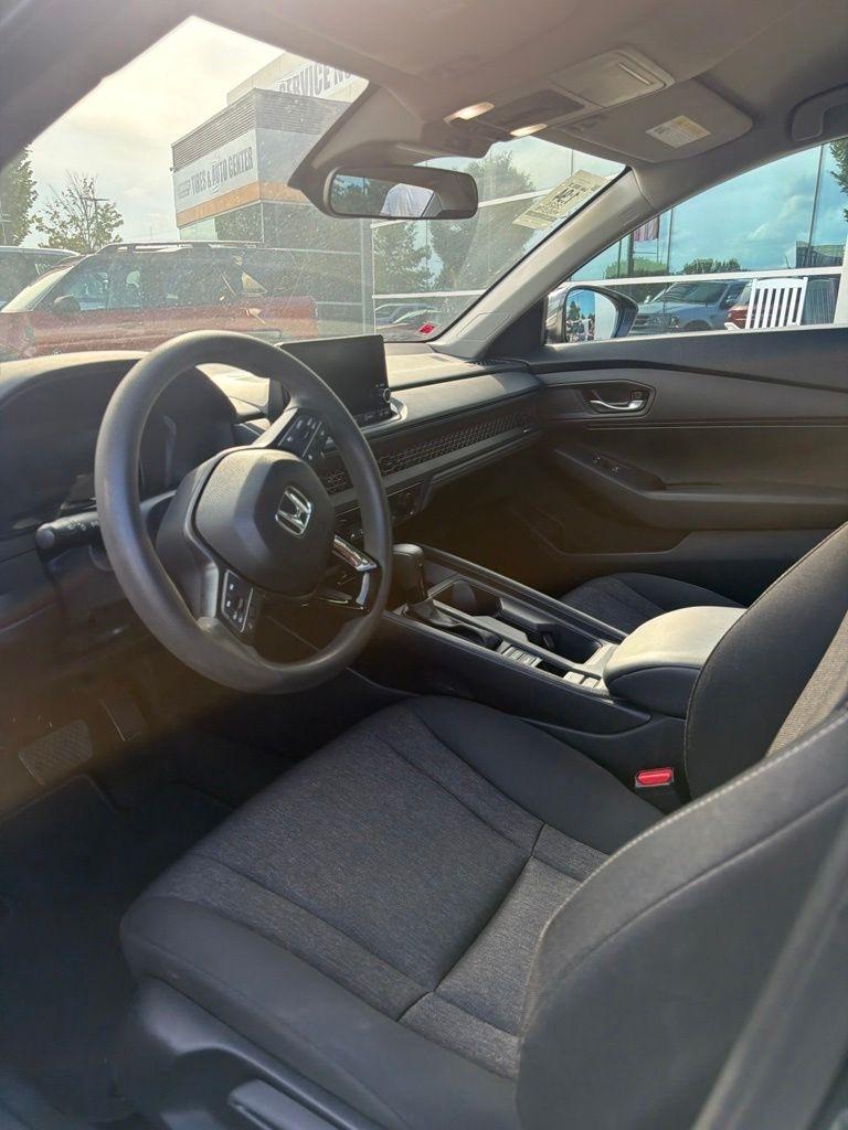 Honda Accord Sedan LX CVT 2024
