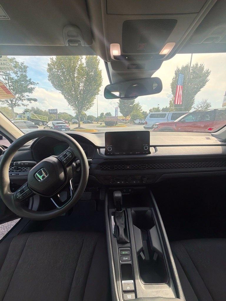 Honda Accord Sedan LX CVT 2024