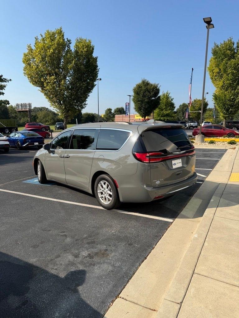 Chrysler Pacifica Touring L FWD 2022