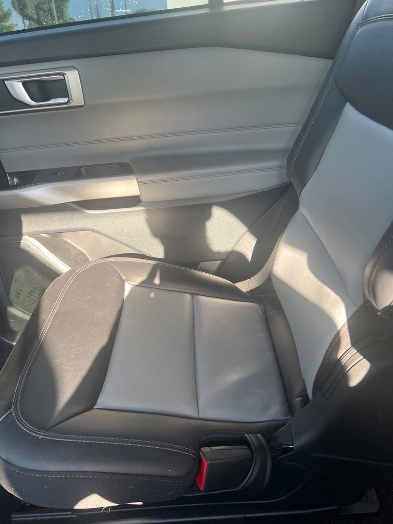 Ford Explorer XLT RWD 2023