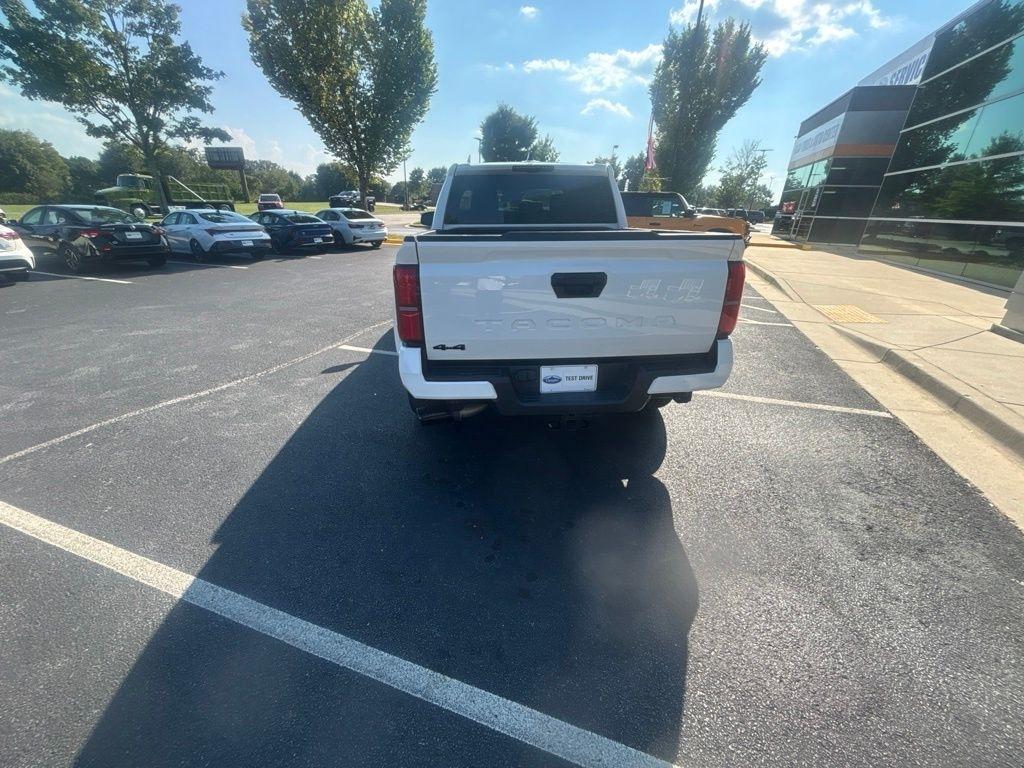Toyota Tacoma 4WD TRD Off Road Double Cab 5' Bed MT (Natl) 2025