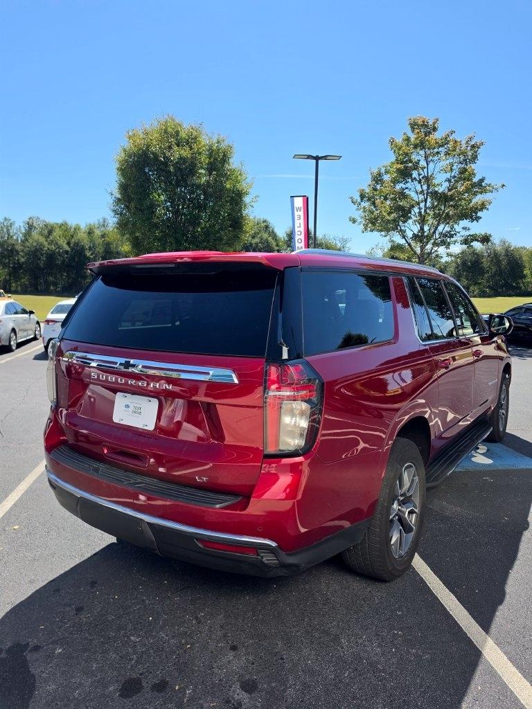Chevrolet Suburban 4WD 4dr LT 2021