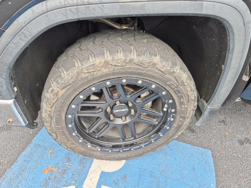 GMC Sierra 1500 4WD Crew Cab 147" SLE 2021