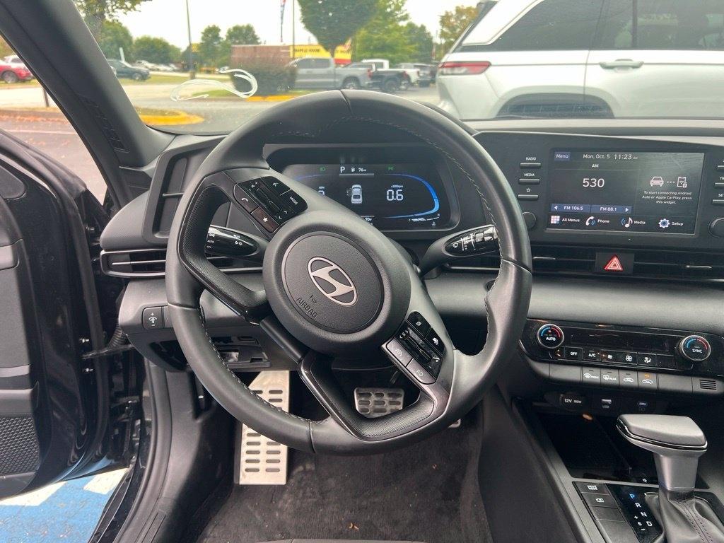 Hyundai Elantra SEL Sport IVT 2025