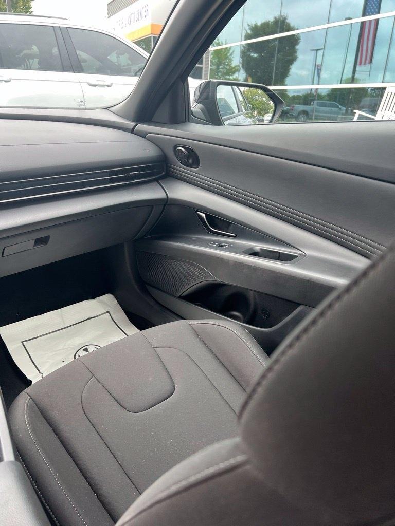 Hyundai Elantra SEL Sport IVT 2025