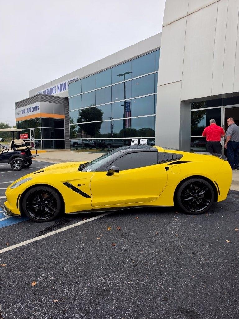 Chevrolet Corvette 2dr Stingray Z51 Cpe w/2LT 2016