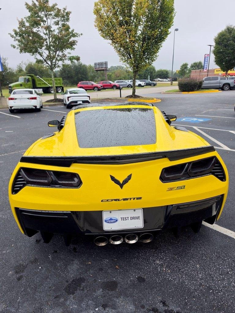 Chevrolet Corvette 2dr Stingray Z51 Cpe w/2LT 2016