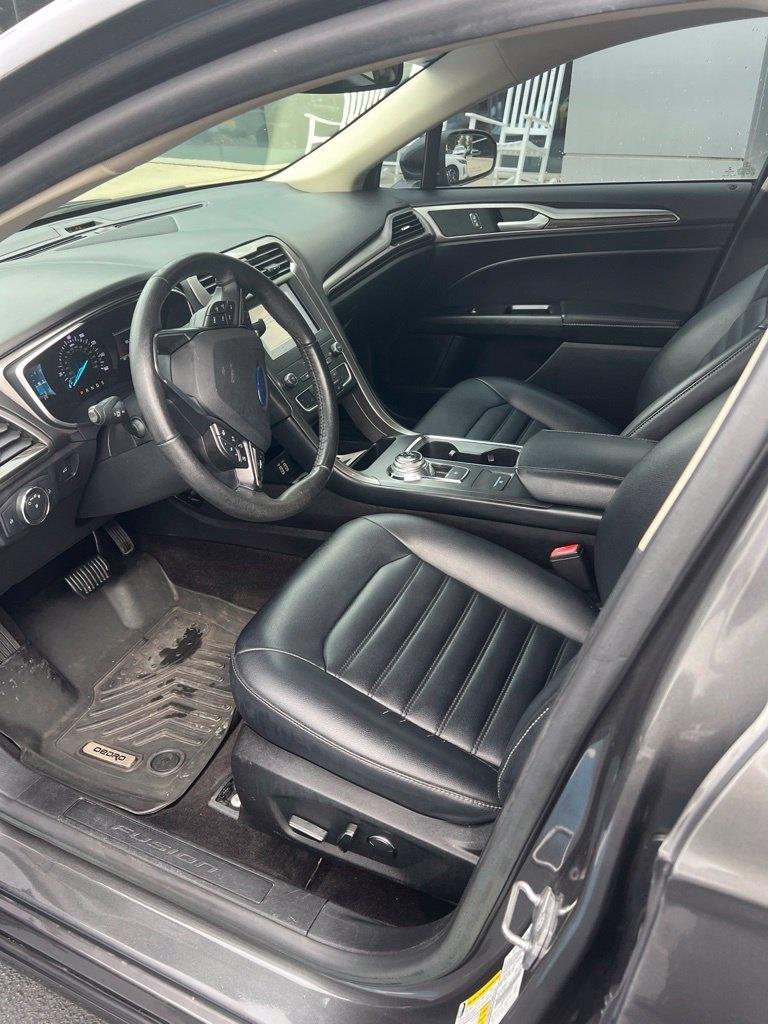 Ford Fusion SEL FWD 2019