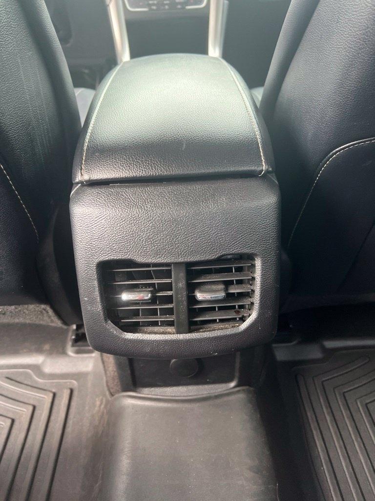 Ford Fusion SEL FWD 2019