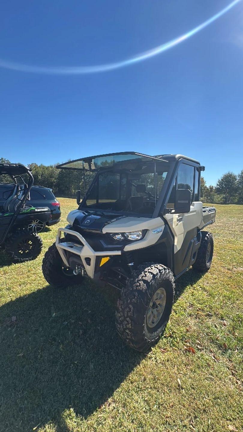 Can-Am Defender Limited Cab HD10  2023