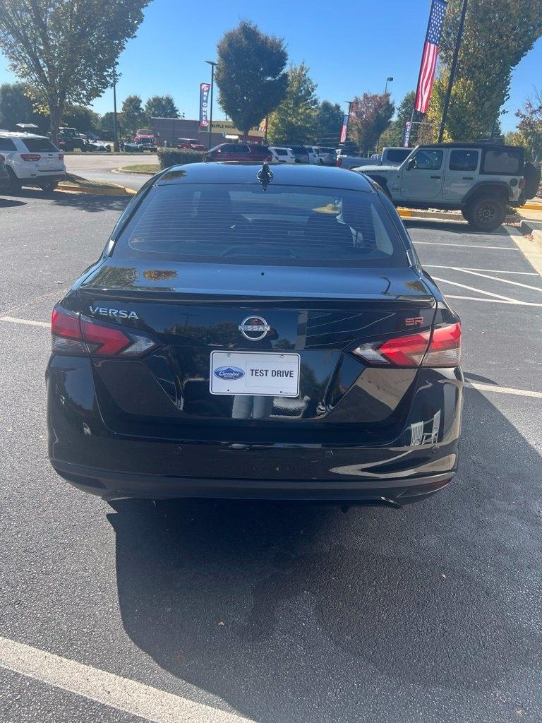 Nissan Versa SR CVT 2025