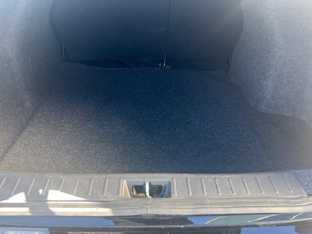Nissan Versa SR CVT 2025