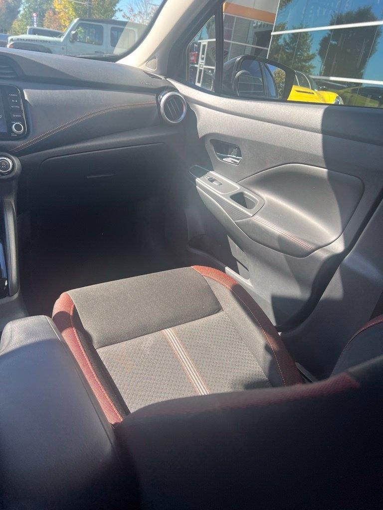Nissan Versa SR CVT 2025