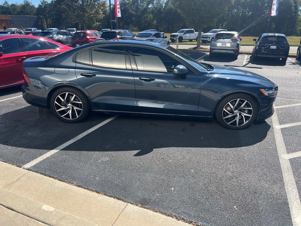 Volvo S60 T5 FWD Momentum 2019