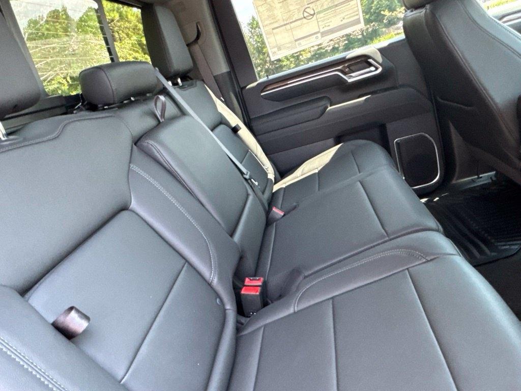 Chevrolet Silverado 2500HD 4WD Crew Cab 159" LT 2026