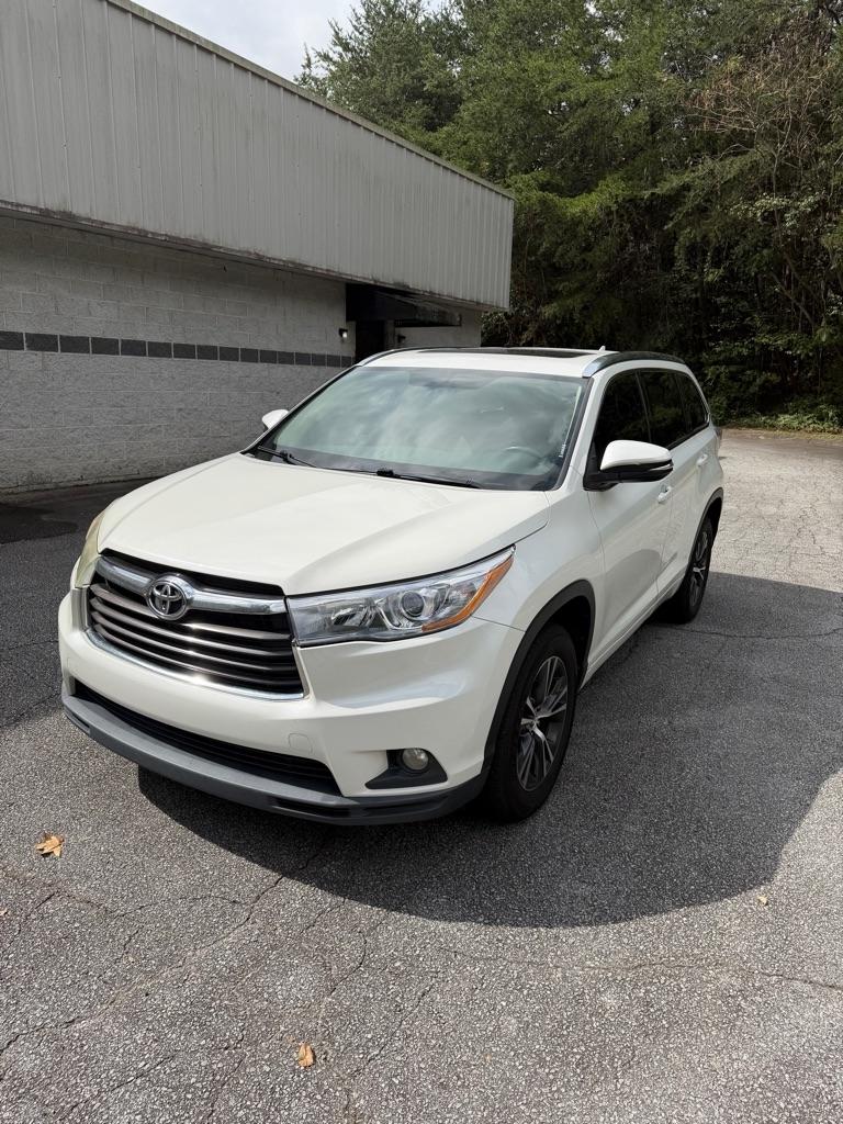 2016 Toyota Highlander