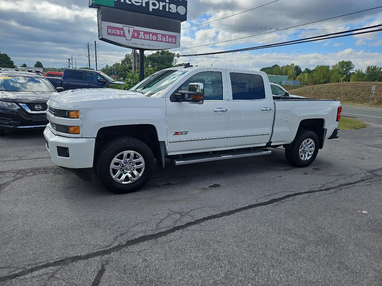 Chevrolet Silverado 3500HD 4WD Crew Cab 153.7" LTZ 2018