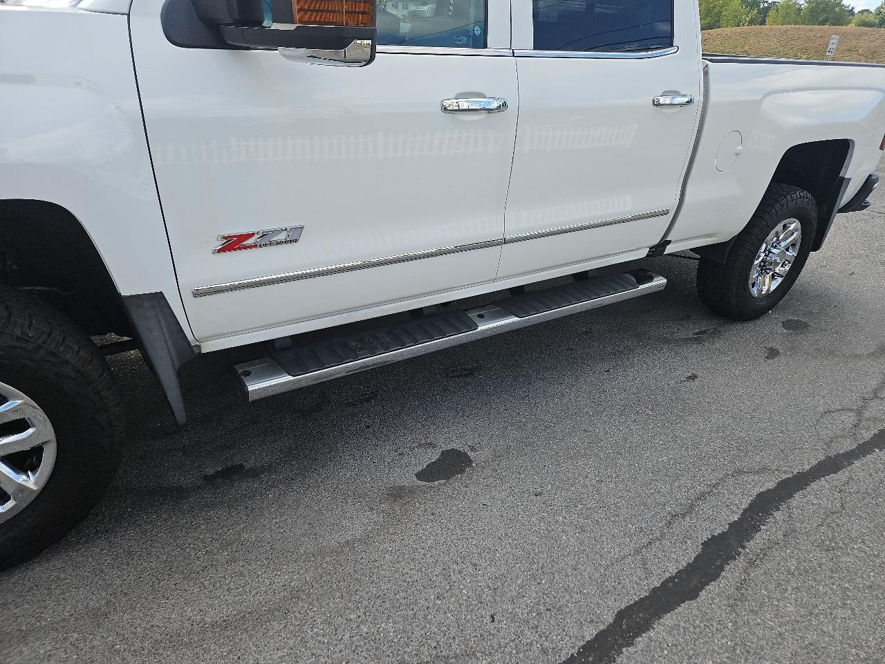 Chevrolet Silverado 3500HD 4WD Crew Cab 153.7" LTZ 2018