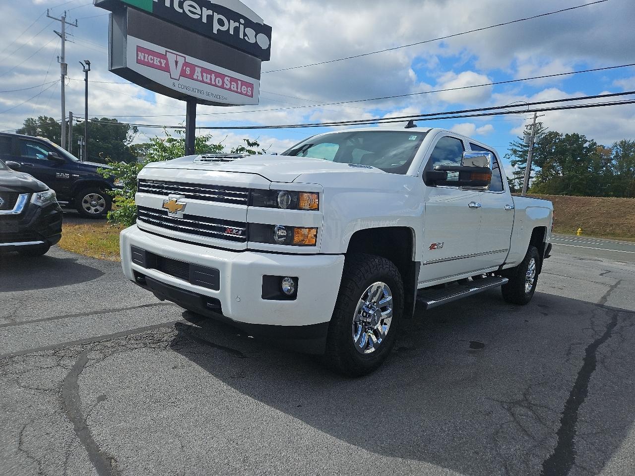 Chevrolet Silverado 3500HD 4WD Crew Cab 153.7" LTZ 2018
