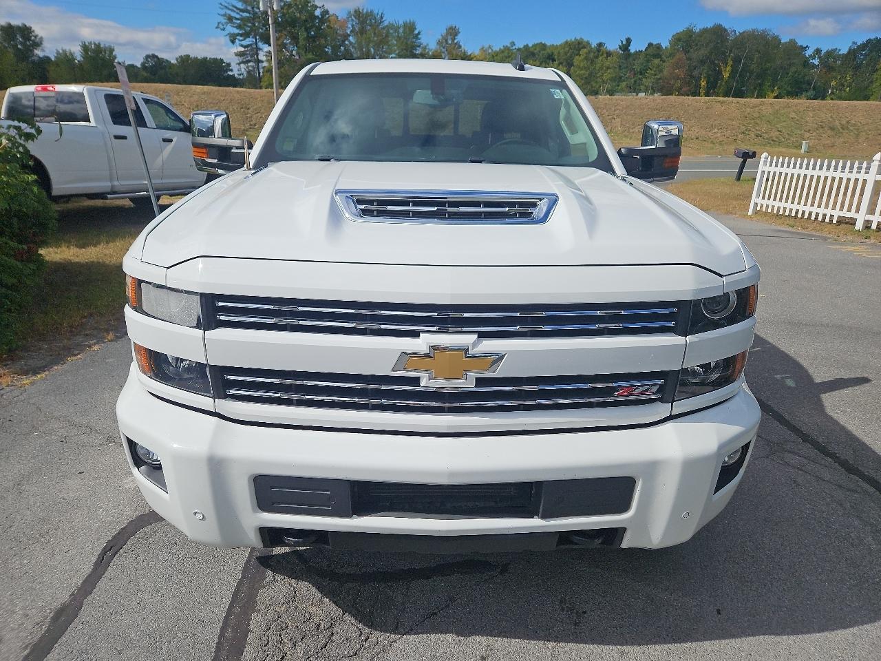 Chevrolet Silverado 3500HD 4WD Crew Cab 153.7" LTZ 2018
