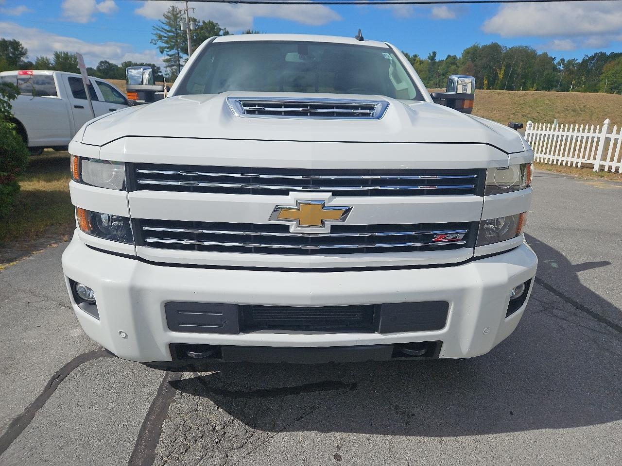 Chevrolet Silverado 3500HD 4WD Crew Cab 153.7" LTZ 2018