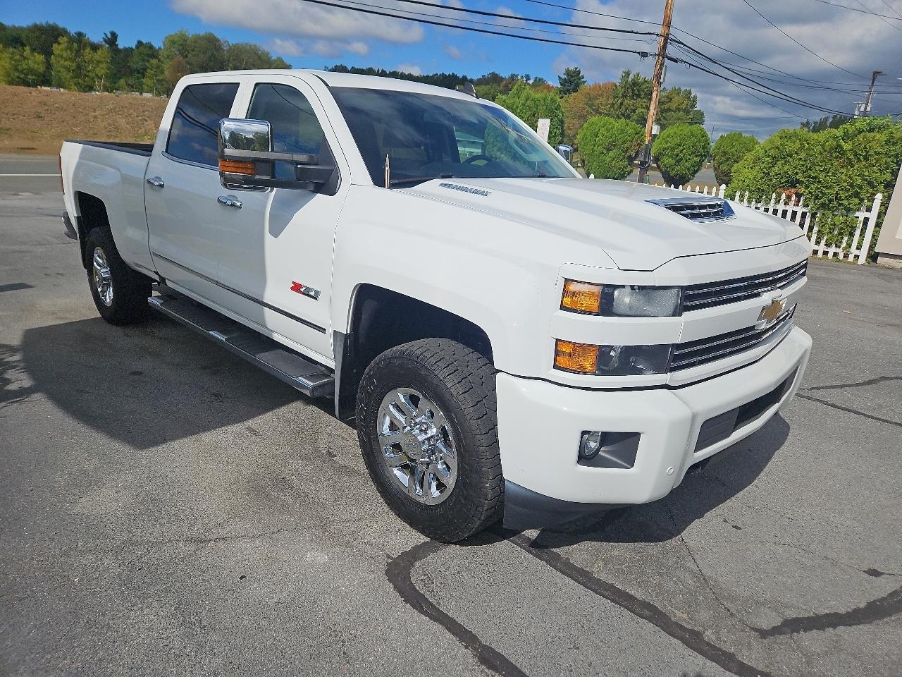 Chevrolet Silverado 3500HD 4WD Crew Cab 153.7" LTZ 2018