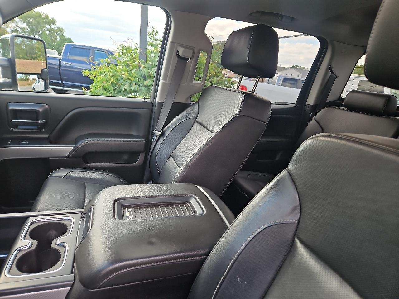 Chevrolet Silverado 3500HD 4WD Crew Cab 153.7" LTZ 2018