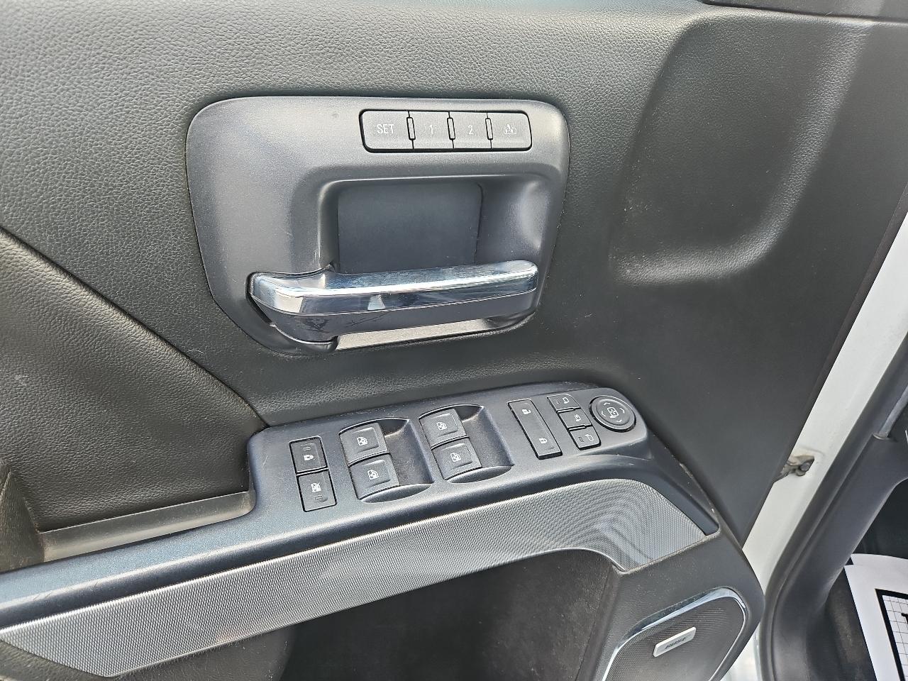 Chevrolet Silverado 3500HD 4WD Crew Cab 153.7" LTZ 2018