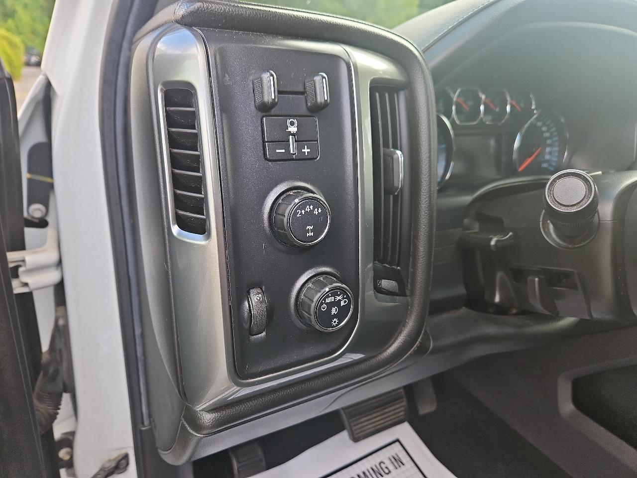 Chevrolet Silverado 3500HD 4WD Crew Cab 153.7" LTZ 2018