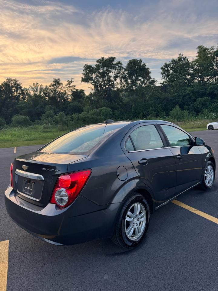 Chevrolet Sonic LT Auto Sedan 2016